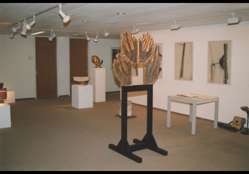 Magdalena Wiecek, Sculpturen, Bilder, Galerie im Kreishaus, Hofheim am Taunus 1992